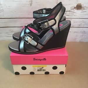 Betseyville Silver Josie Wedge Sandals